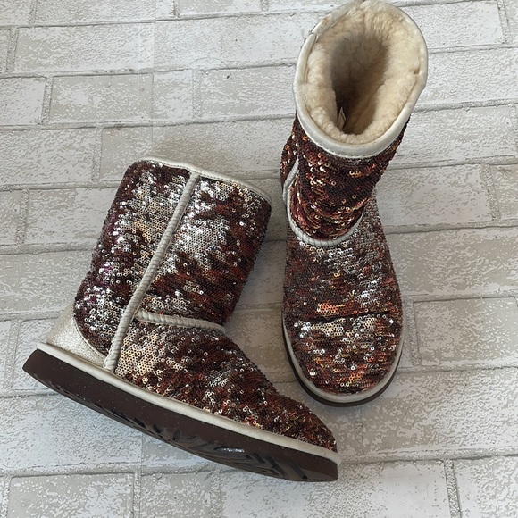 Uggs Sequin Ankle Boots* - Picture 5 of 15